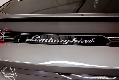 2021 Lamborghini URUS 缩略图 7