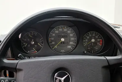 1987 Mercedes-BENZ SL — миниатюра 14