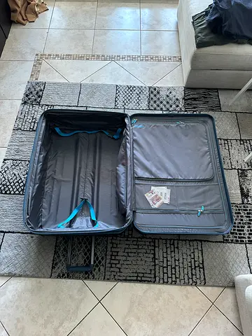 American Tourister XL Technum 86cm Under Warranty until March 2029
