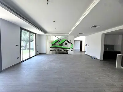 Golf View Corner Villa Luxury Living Vacant Now