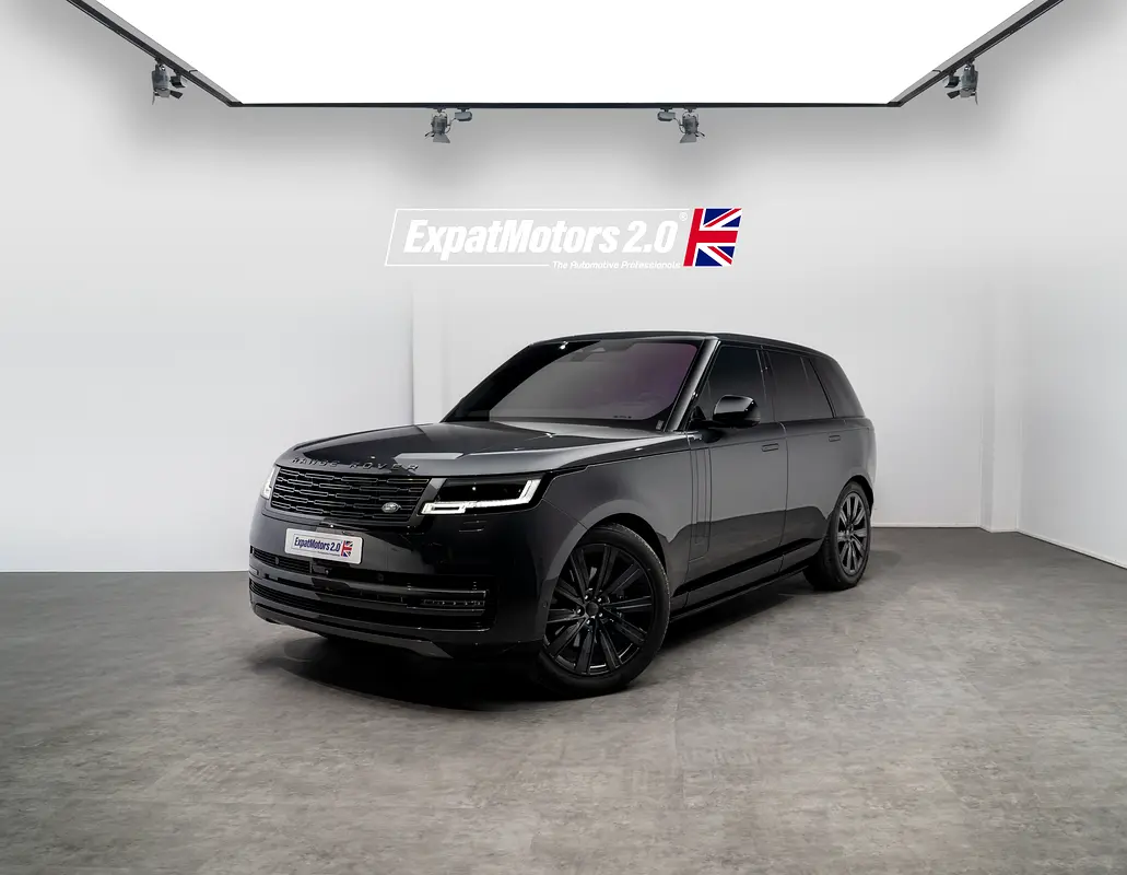 Land Rover Range Rover 2023 — photo 1 of 20