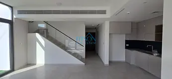 READY TO MOVE | SPACIOUS | MAID'S ROOM