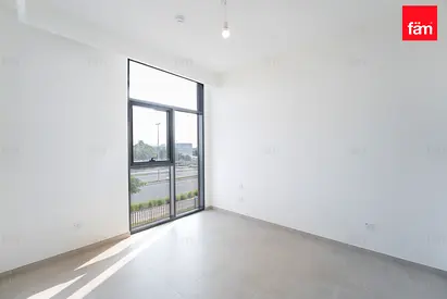 Single Row | Brand New | Mudon | Rented