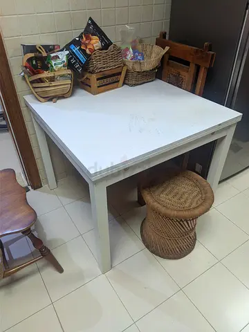 IKEA Bjursta Extendable Table - White