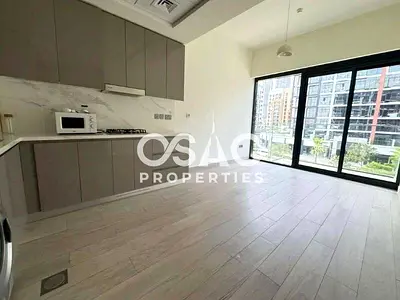 READY TO MOVE | CHILLER FREE | PRIME LOCATION