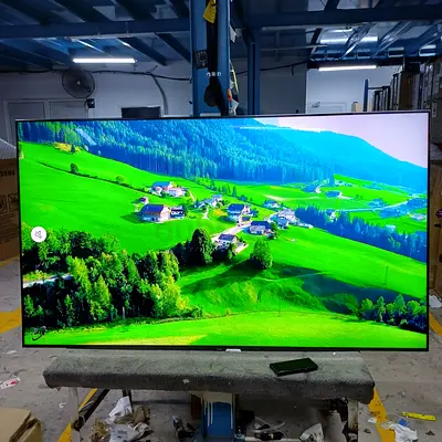 Samsung 75-inch 2020 Q90T 4K Smart QLED TV Packing Scratch