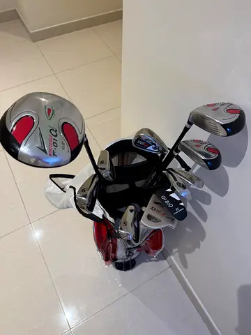 Complete Golf Club Set with Bag – Driver, Irons and Putter