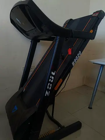 Treadmill...urgent sale!!