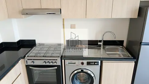 Spacious 1 Bedroom | Community View | with bigger layout