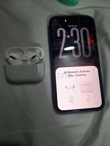 Apple iphone 14 pro max with *Airpods pro*- Good Working Condition(Dual physical sim)