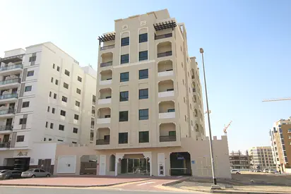 Bright 1 Bedroom apartment | Near to school | Near to exit