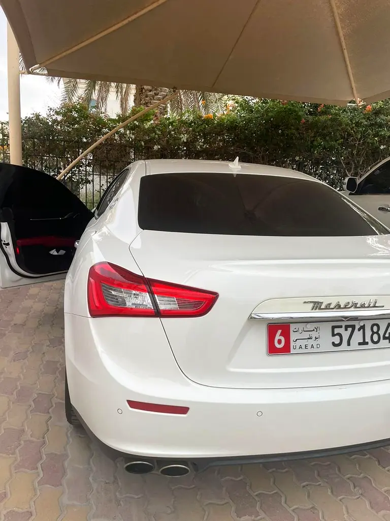Maserati Ghibli 2016 — photo 1 of 6