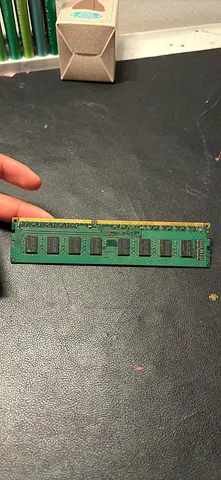 4 GB DDR3 RAM