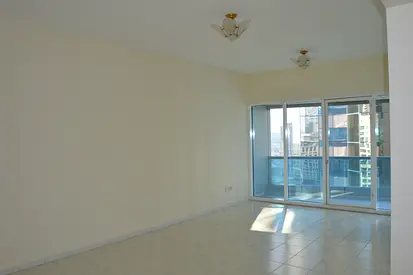 Fabulous 2 BHk Apt in Sheikh Zayed Road