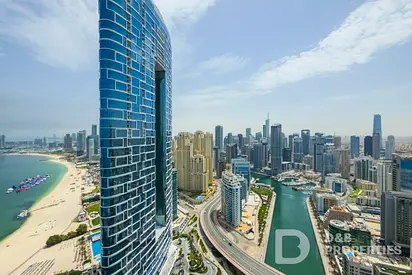 Breathtaking 45th Floor Marina & Skyline Views