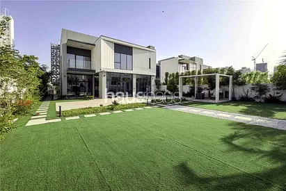 4 Bed Villa | Large Plot | Family Community
