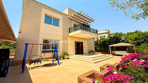 D Type | Quiet Private Community | Single Row