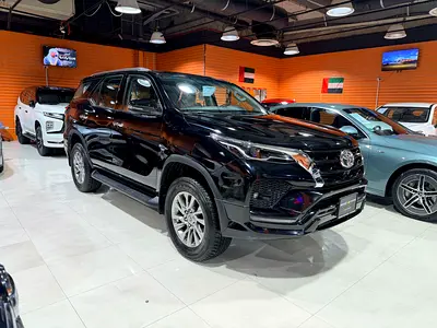 Toyota Fortuner VXR 2025 0km - GCC Specs with 5 years warranty from the dealer