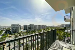 Corner Unit | Elegant Living | Mid Floor