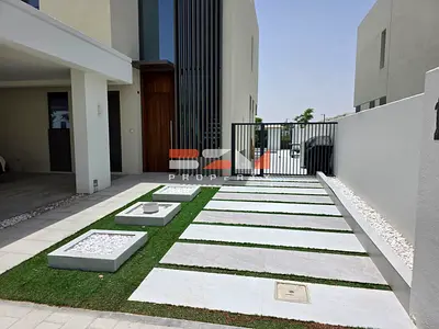 4BR + Maid | Single Row | Fully Furnished