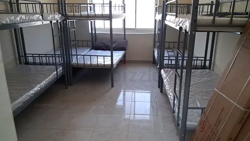 BED SPACE  FOR LADIES