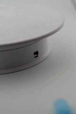 Round White Velvet Coping Electric Motorized