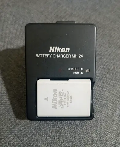 Nikon EN-EL14a Battery (Used) and MH-24 Battery Charger - Original and working perfectly