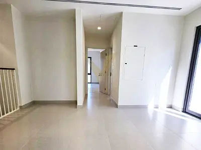 3BR+M | FULLY FITTED | VACANT