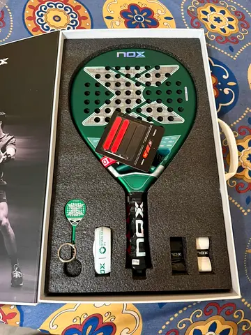 NOX 18k limited edition Padel Racket Set - Like New, Complete with Accessories