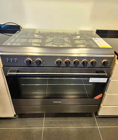 Toshiba Full Gas Cooker 90x60cm With Oven Perfect Condition