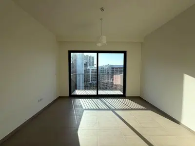 High Floor | Community View | Chiller Free