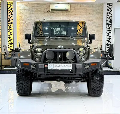EXCELLENT DEAL for our Jeep Wrangler Rubicon ( 2016 Model ) in Green Color GCC Specs