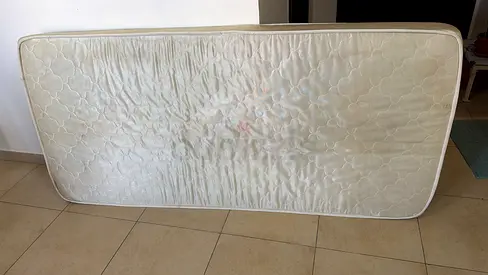 Single bed mattress - medium firm