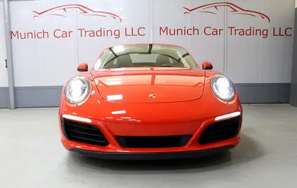 2017 Porsche 911 thumbnail 6