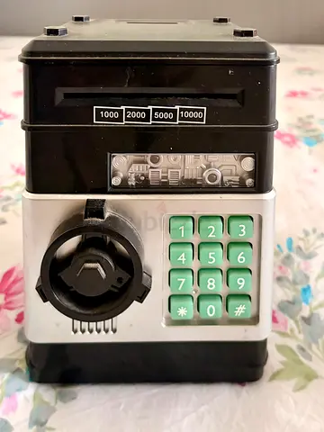 Electric piggy bank for kids saving