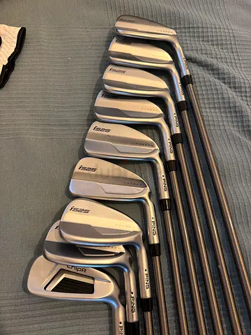 Ping i525 Iron Set (4 - PW) – amazing condition hardly used W and U  chipper R 9clubs (7k in shop)