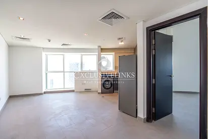 Managed | Unfurnished w/ White Goods | Vacant