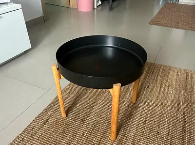Small round tray side table with wooden legs