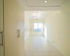 Room for Rent near Financial Metro Stn for Filipina Ladies only