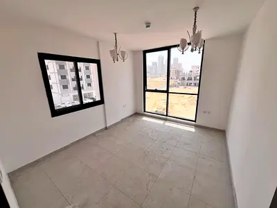 فرصة مميزة للسكن الراقي في منطقة العالية عجمان، داخل بناية جديدة بتشطيبات فاخرة ومساحات واسعة،