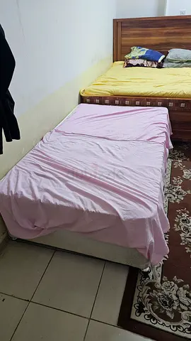 Single mattress with fitted sheet (used) - good condition