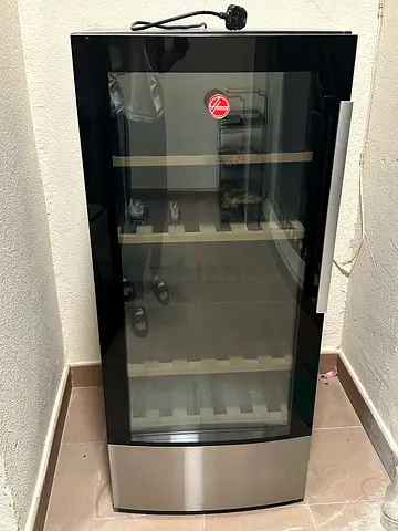 Glass-door Beverage Cooler / Display Fridge - 1 Door, Good Condition