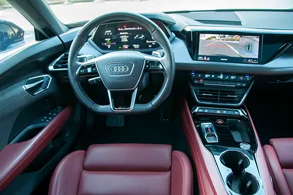 2022 AUDI RS E-TRON GT 照片 16