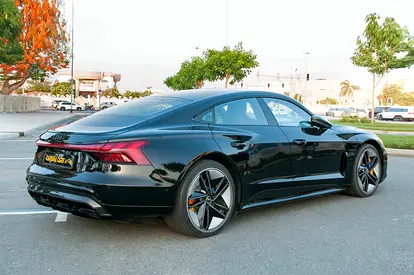 2022 AUDI RS E-TRON GT 照片 3