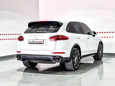صورة 6 لـ 2016 Porsche CAYENNE