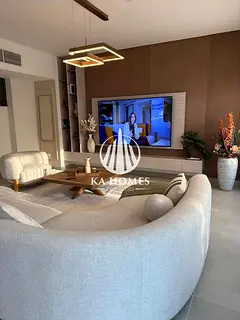 Elegant Spacious Villa Near Top Amenities at Reduced Price