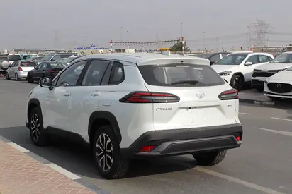 2025 Toyota FRONTLANDER 照片 9