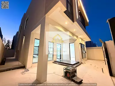 Luxury modern villa for sale – contemporary design and strategic location next to a park. A golden opportunity to own a sophisticated villa combining