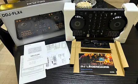 Pioneer DJ DDJ-FLX4 2- Channel Controller