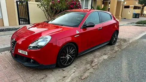 2015 Alfa Romeo Giulietta Quadrifoglio | GCC Specs